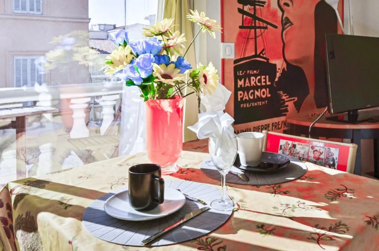 Studio Panier 1930 Marseille 0*,  Frankrig